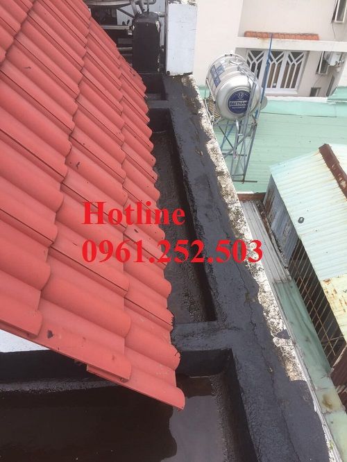 Thợ chống dột mái tôn