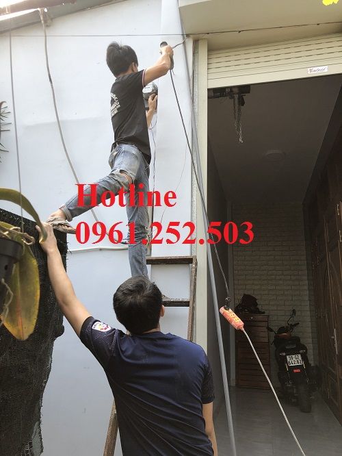Thợ sửa chữa đường ống nước